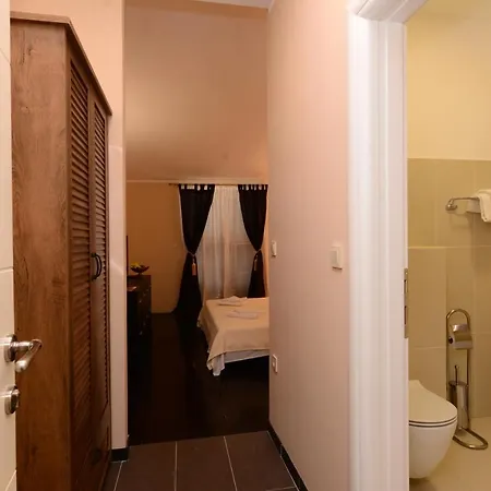Bed and breakfast Luxury Uzorita 4*