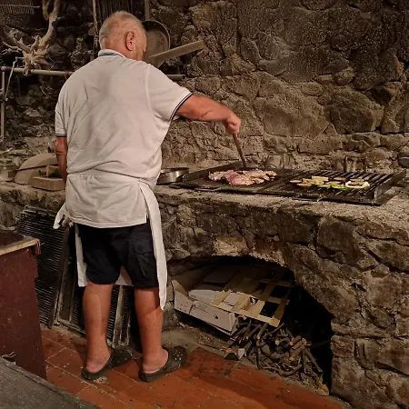 Luxury Uzorita Panzió 4*