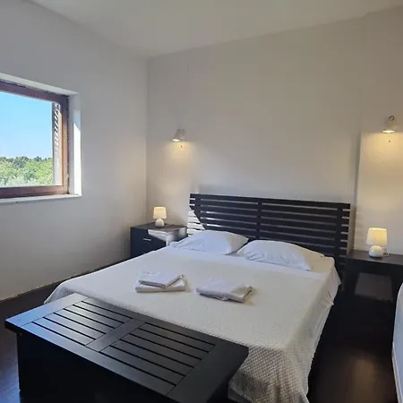 Luxury Uzorita 4*