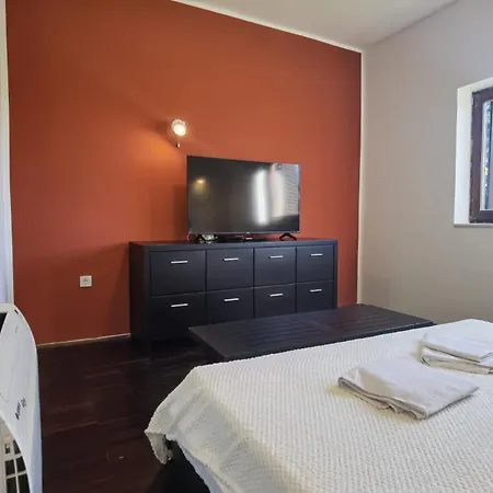 Luxury Uzorita Panzió