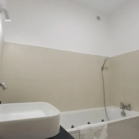 Luxury Uzorita 4*