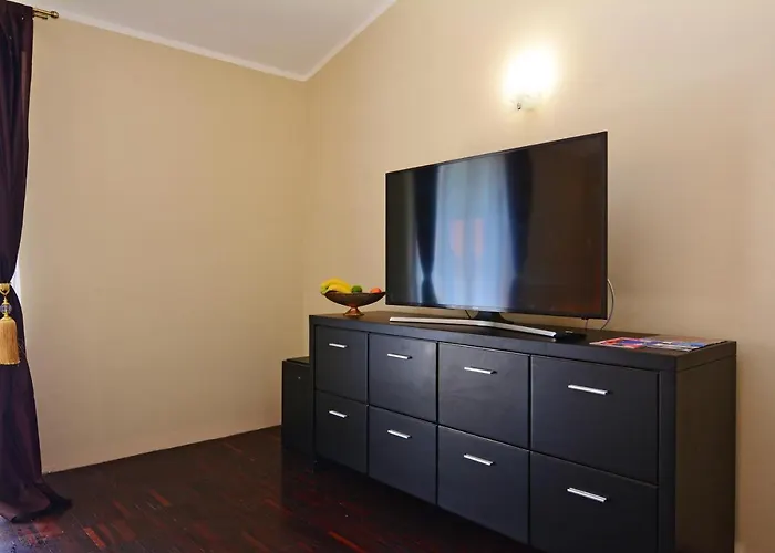 Luxury Uzorita Panzió 4*